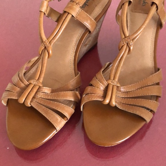Clarks dressy leather sandal, 8.5 Narrow, 3” wedge heel. NEW - Picture 5 of 5